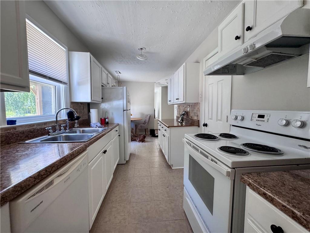 2450 Lynn Iris Drive Decatur, GA 30032 - Photo 7 of 14