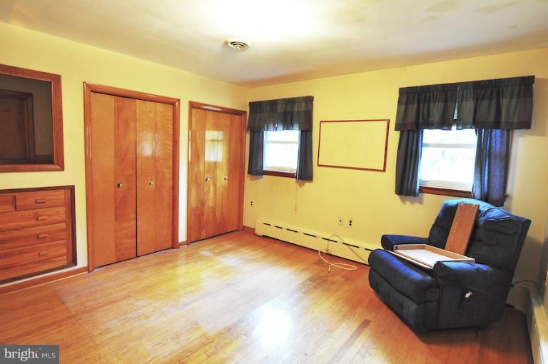 925 Maldon Road Baltimore, MD 21239 - Photo 14 of 30 Bedroom
