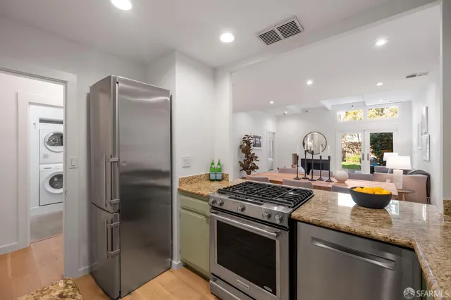 $1,249,000 | 1242 Francisco Street, Unit 1, San Francisco, CA 94123