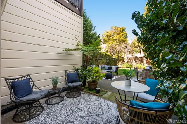 $1,249,000 | 1242 Francisco Street, Unit 1, San Francisco, CA 94123