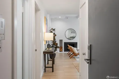 $1,249,000 | 1242 Francisco Street, Unit 1, San Francisco, CA 94123