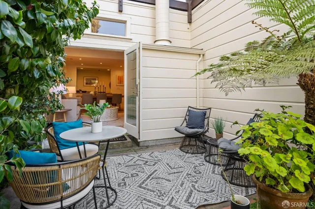 $1,249,000 | 1242 Francisco Street, Unit 1, San Francisco, CA 94123