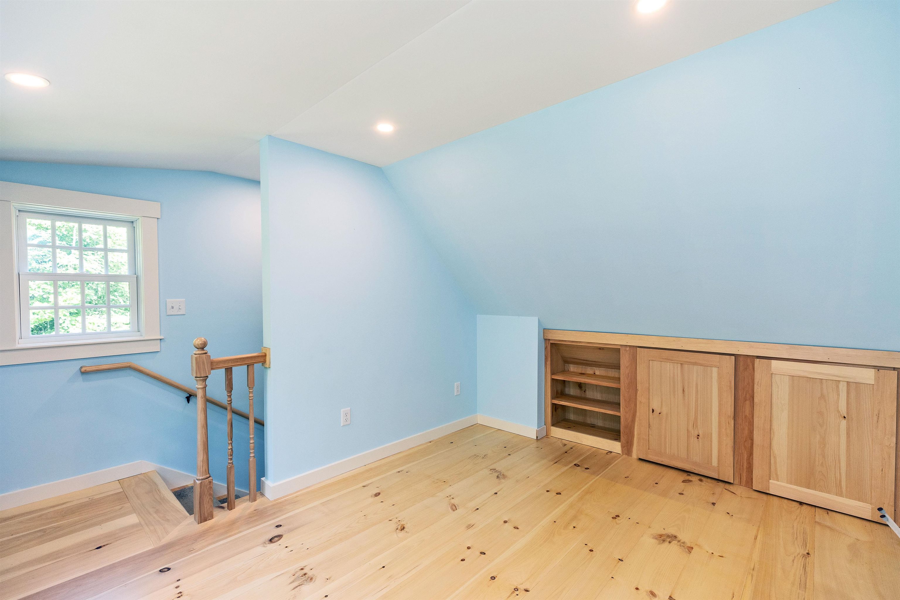 1481 Bennington Road Francestown, NH 03043 - Photo 32 of 60