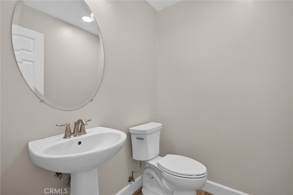 8258 Cheshire Road Orange, CA 92867 - Photo 24 of 55