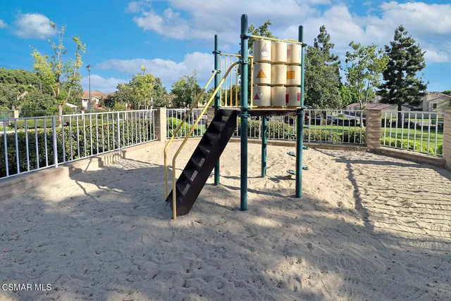 $375,000 | 2803 Antonio Drive, Unit 102, Camarillo, CA 93010