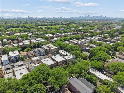$689,000 | 4315 North Richmond Street, Unit 1N, Chicago, IL 60618