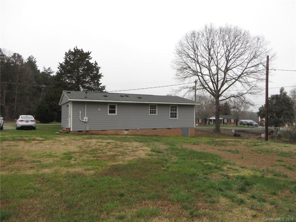 536 Blacksnake Road Stanley, NC 28164 - Photo 13 of 14 a house view with a outdoor space