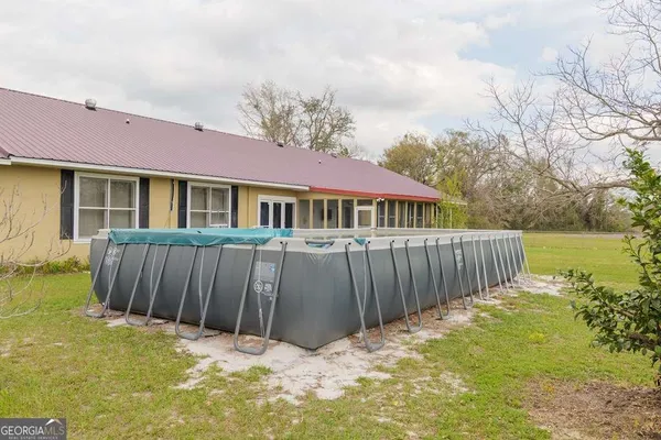 a view of a house with garage