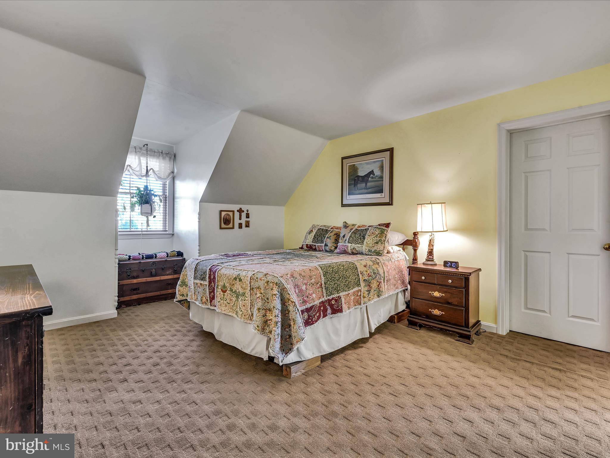 89 Fairland Road Manheim, PA 17545 - Photo 23 of 40 Primary Bedroom
