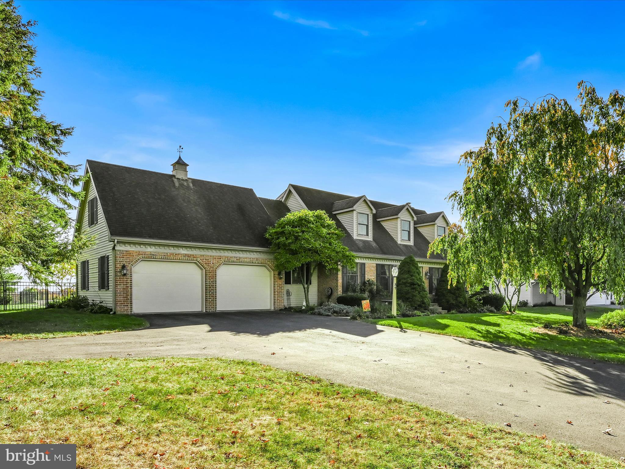 89 Fairland Road Manheim, PA 17545 - Photo 4 of 40 Front