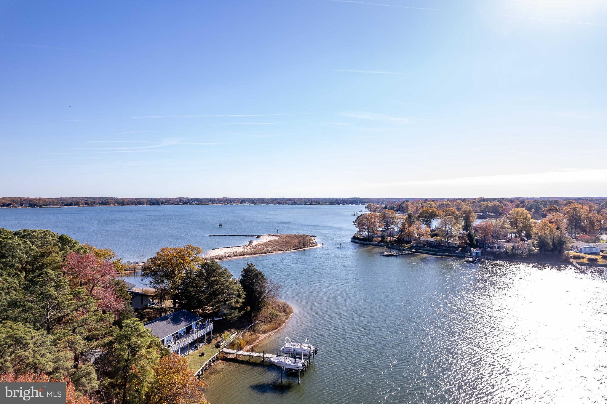 994 North Glebe Road Montross, VA 22520 - Photo 72 of 82 an aerial view of a houses with ocean view