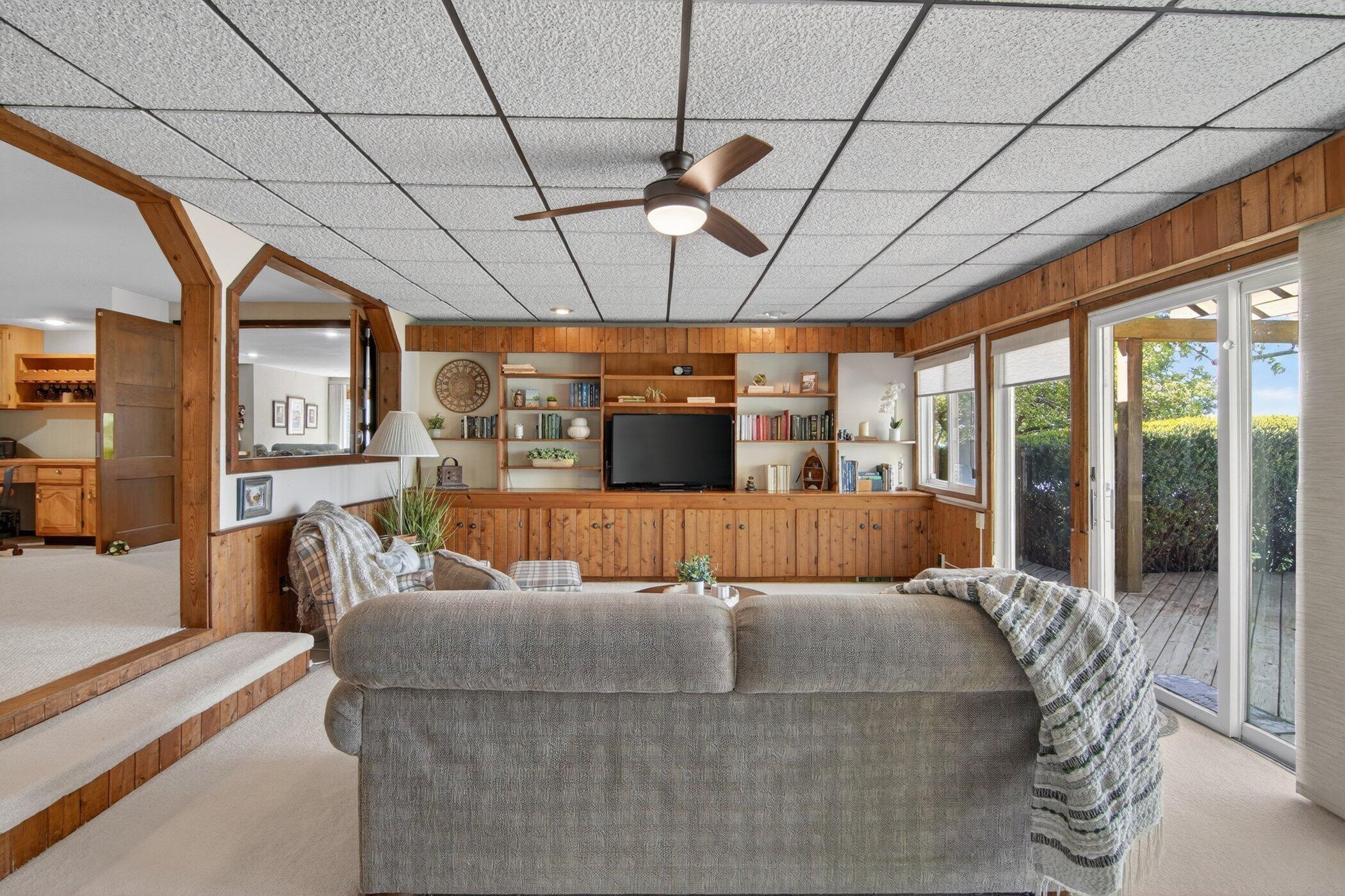 508 Orchard Road Marshall, MI 49068 - Photo 13 of 48 508-Orchard-Rd-WindowStill 10