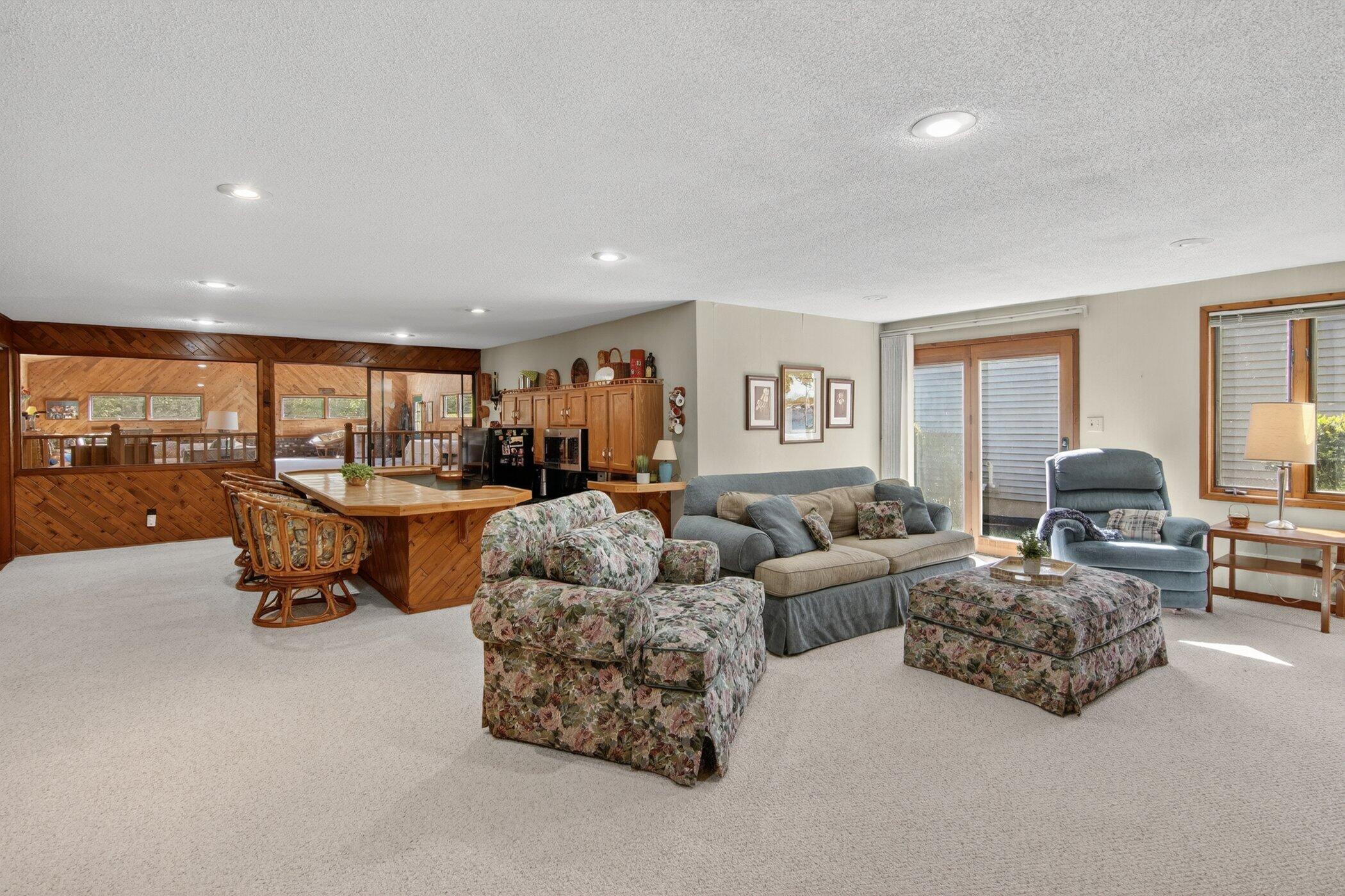 508 Orchard Road Marshall, MI 49068 - Photo 20 of 48 508-Orchard-Rd-WindowStill 8