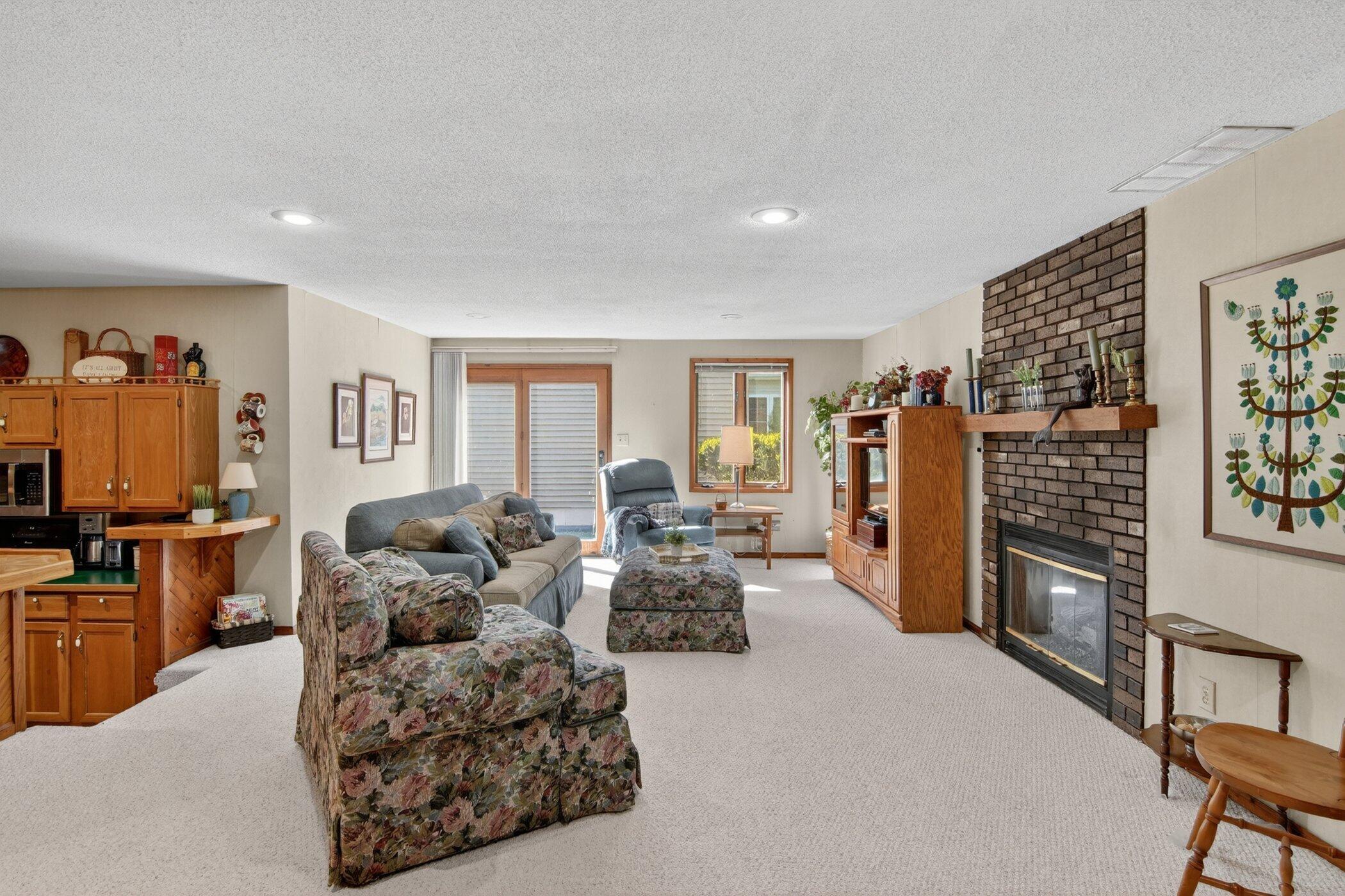 508 Orchard Road Marshall, MI 49068 - Photo 21 of 48 508-Orchard-Rd-WindowStill 9