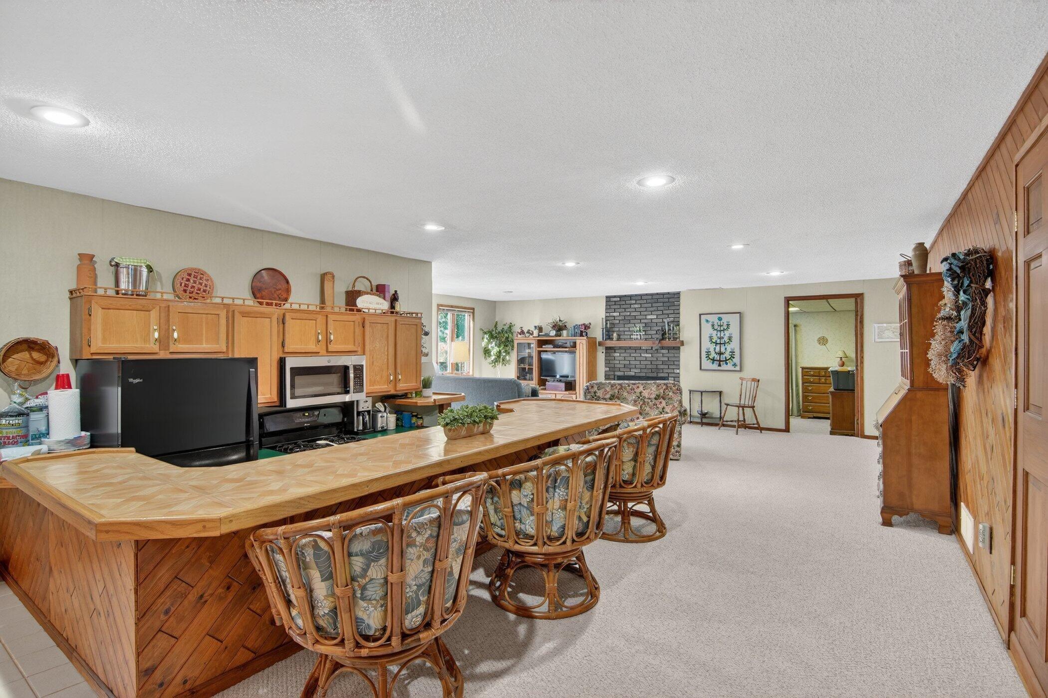 508 Orchard Road Marshall, MI 49068 - Photo 22 of 48 508-Orchard-Rd-WindowStill 36