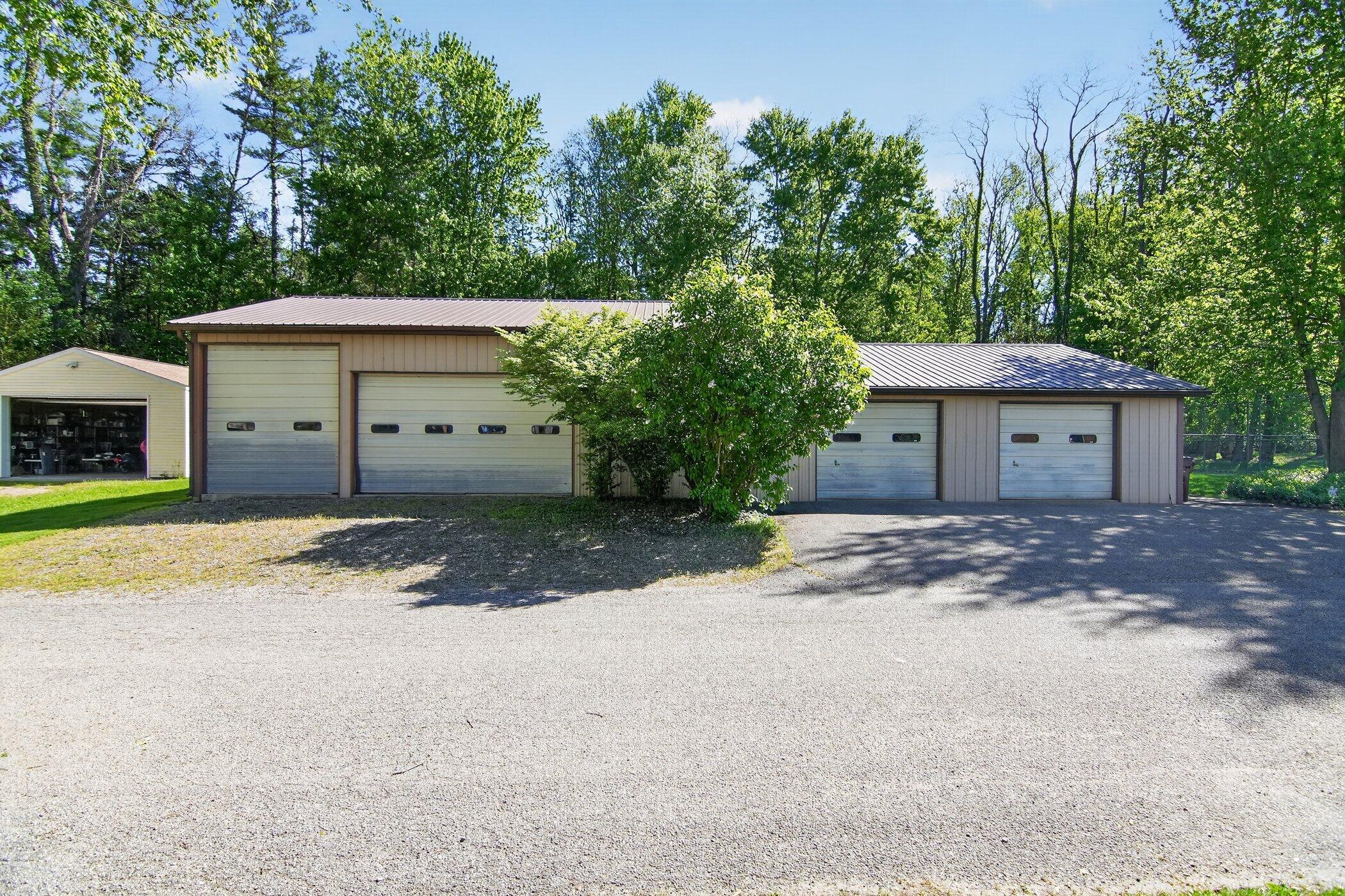 508 Orchard Road Marshall, MI 49068 - Photo 31 of 48 508-Orchard-Rd-WindowStill 63