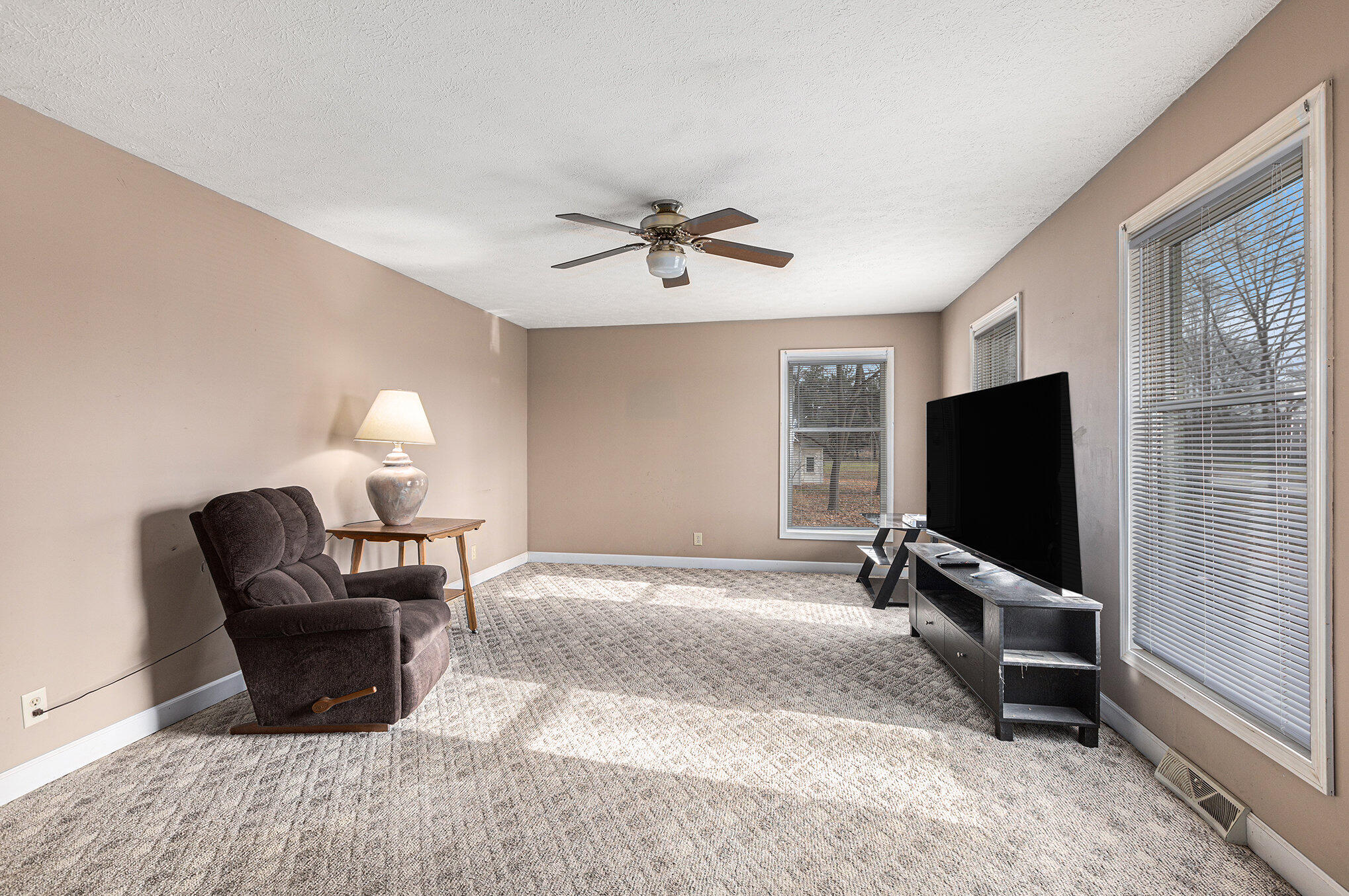 12250 Trinkle Road Dexter, MI 48130 - Photo 10 of 47 007__mg_9015_932