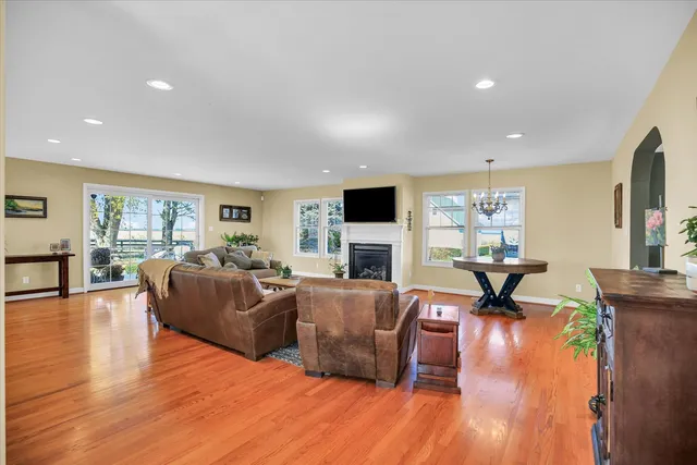 $625,000 | 2611 County Road 800 East, Dewey, IL 61840