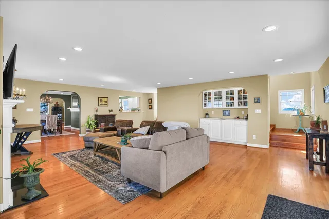 $625,000 | 2611 County Road 800 East, Dewey, IL 61840