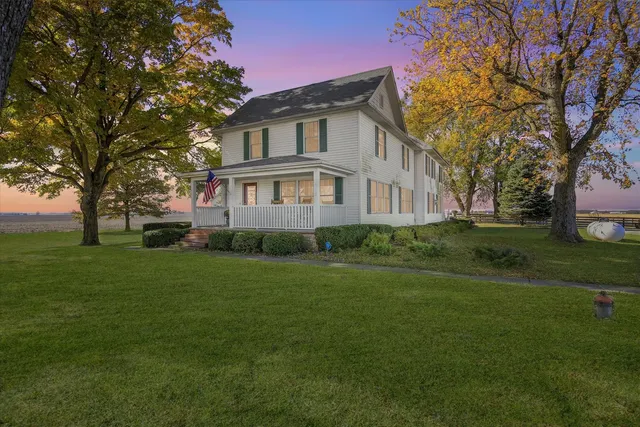 $625,000 | 2611 County Road 800 East, Dewey, IL 61840