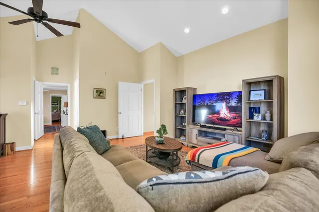 $625,000 | 2611 County Road 800 East, Dewey, IL 61840