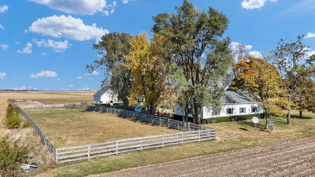 $625,000 | 2611 County Road 800 East, Dewey, IL 61840