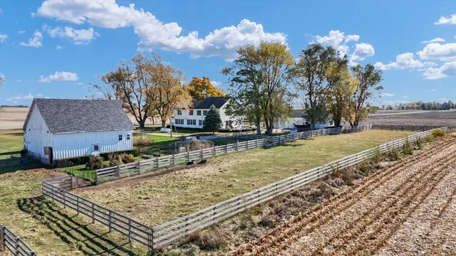 $625,000 | 2611 County Road 800 East, Dewey, IL 61840