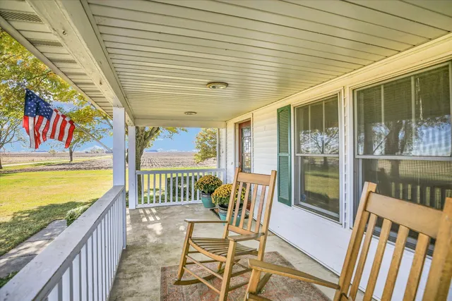 $625,000 | 2611 County Road 800 East, Dewey, IL 61840