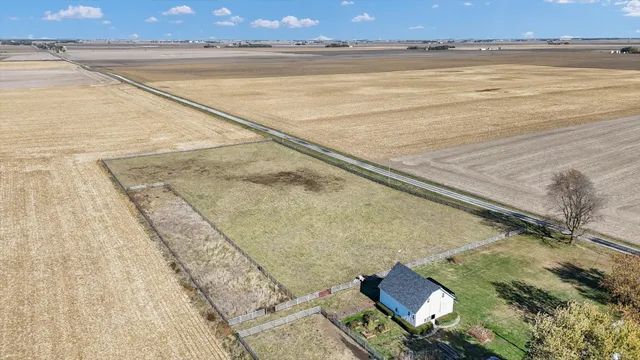 $625,000 | 2611 County Road 800 East, Dewey, IL 61840