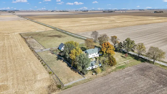 $625,000 | 2611 County Road 800 East, Dewey, IL 61840