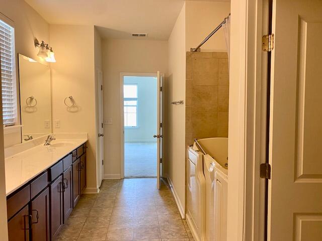 1404 Dahoo Lane Ladson, SC 29456 - Photo 17 of 43 Master W:I Tub & Shower
