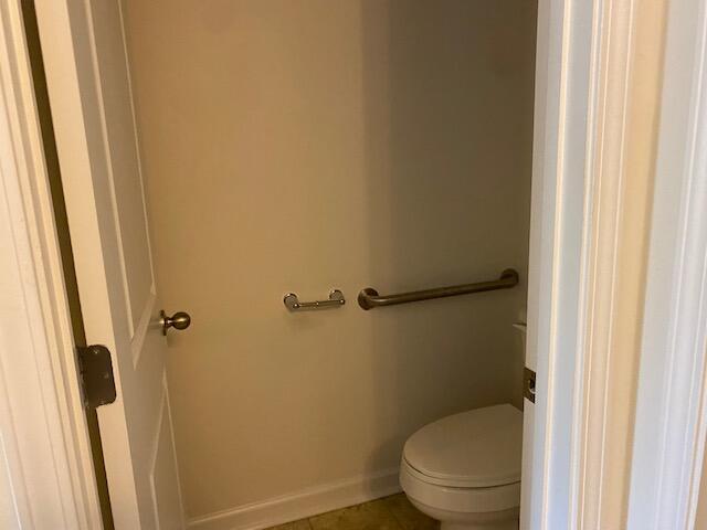 1404 Dahoo Lane Ladson, SC 29456 - Photo 22 of 43 Master Water Closet