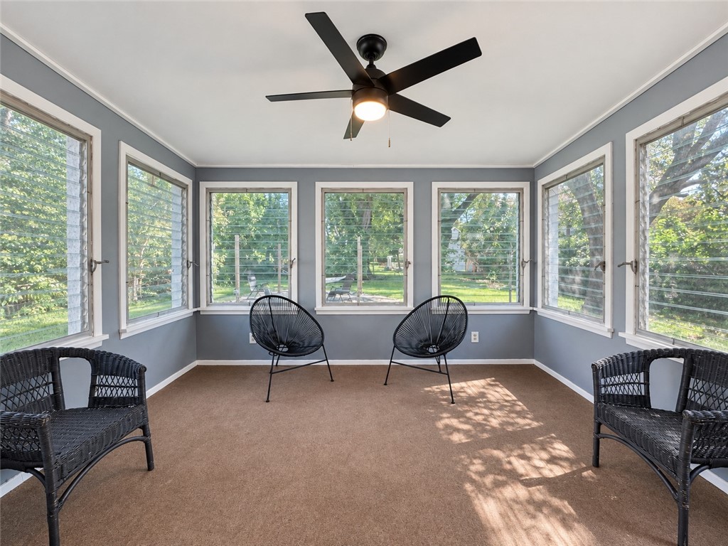 260 Pardee Road Irondequoit, NY 14609 - Photo 23 of 44 3-Seasons Room