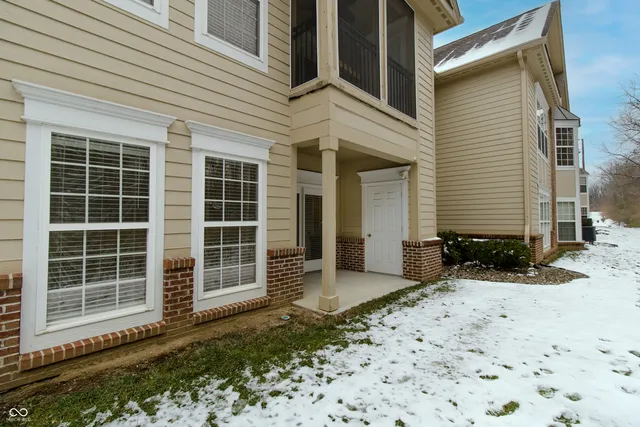 $225,000 | 1597 Lacebark Drive, Unit B, Greenwood, IN 46143