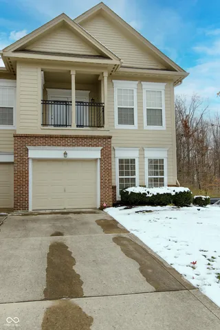 $225,000 | 1597 Lacebark Drive, Unit B, Greenwood, IN 46143