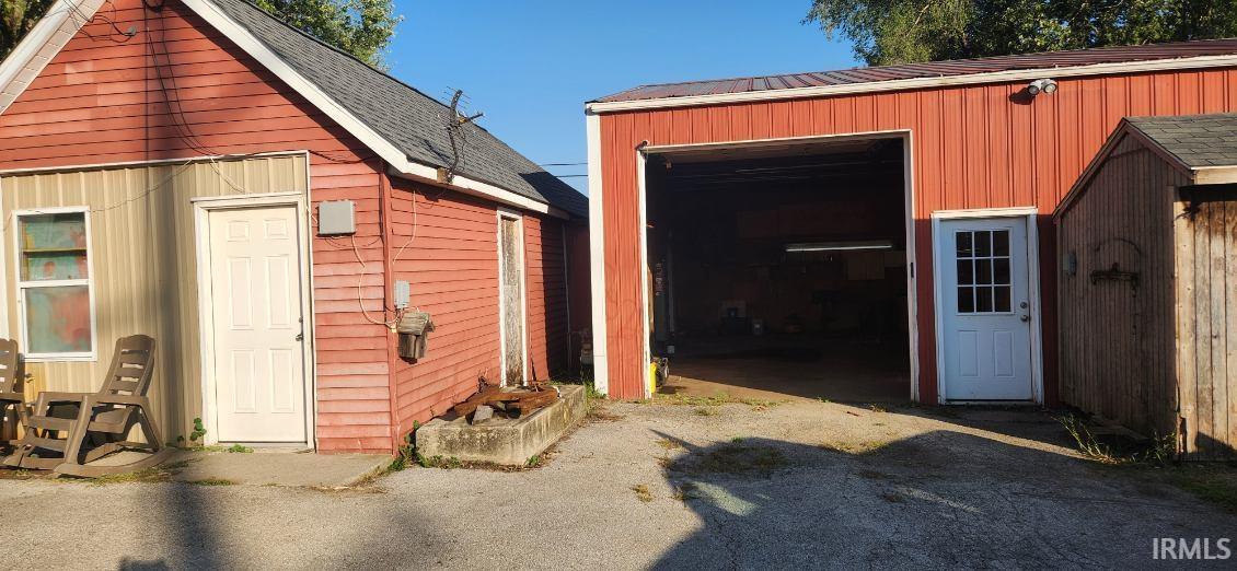 820 North Wayne Street Waterloo, IN 46793 - Photo 4 of 9