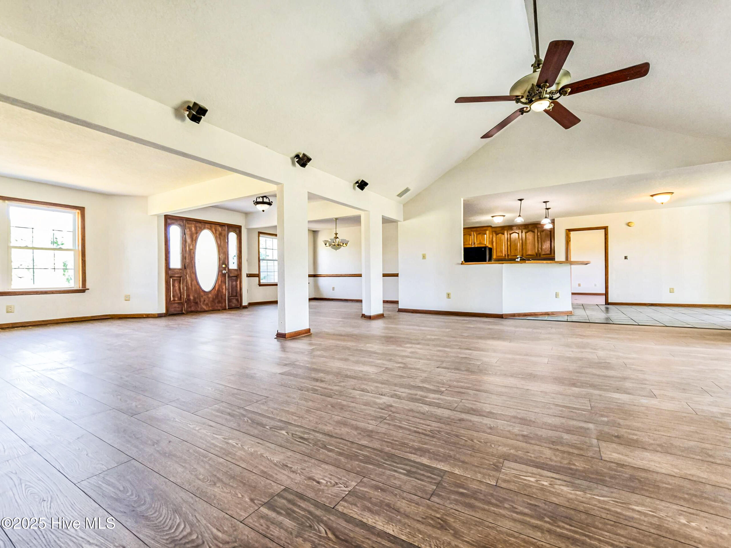 1918 Tulls Creek Road Moyock, NC 27958 - Photo 3 of 51 935eb48f-5914-4dca-83bd-0de906fe9845