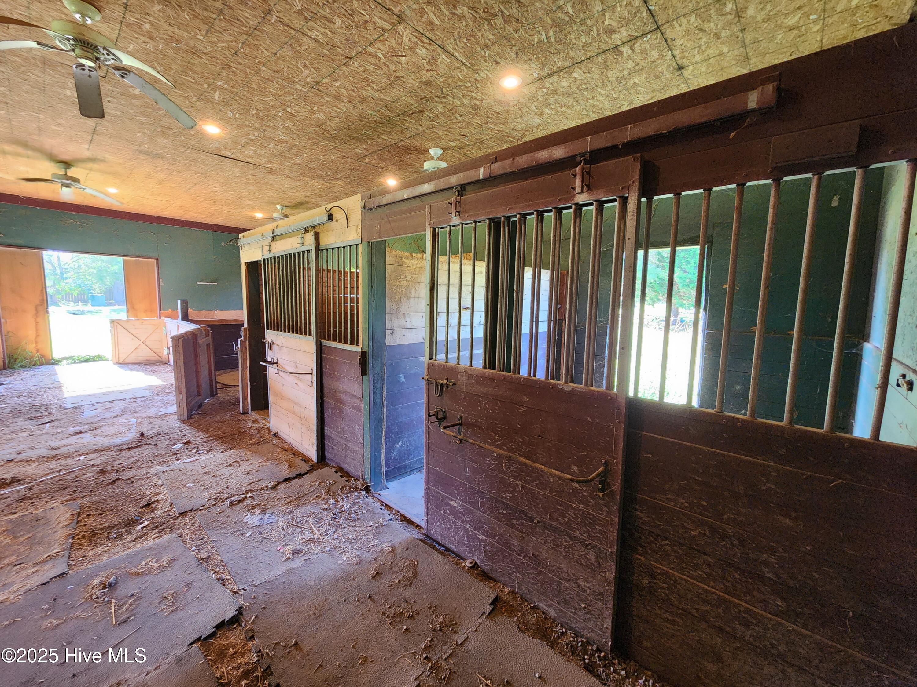 1918 Tulls Creek Road Moyock, NC 27958 - Photo 39 of 51 20250823_092912