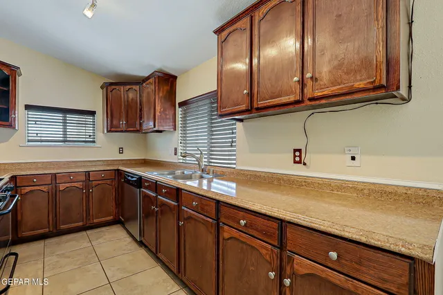 $229,999 | 2912 Chaswood Street, El Paso, TX 79935