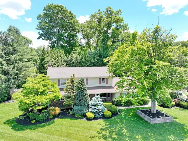 $875,000 | 4 Plum Court, Nanuet, NY 10954
