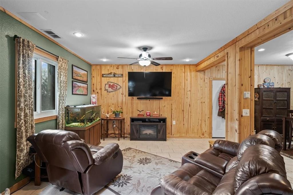 17890 Coffin Road Leavenworth, KS 66048 - Photo 26 of 49