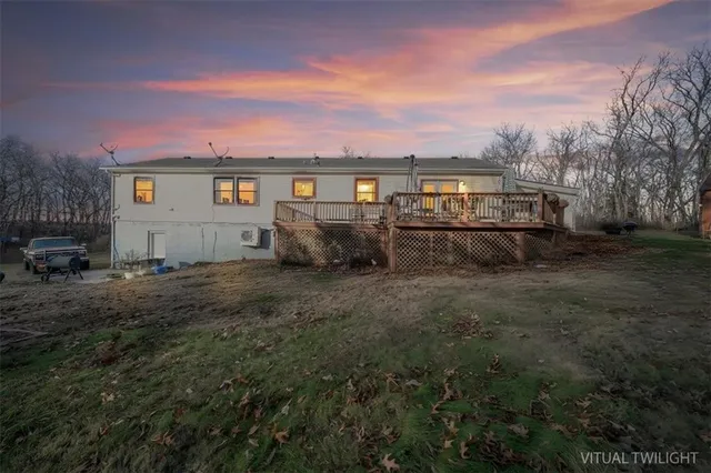 $490,000 | 17890 Coffin Road, Leavenworth, KS 66048