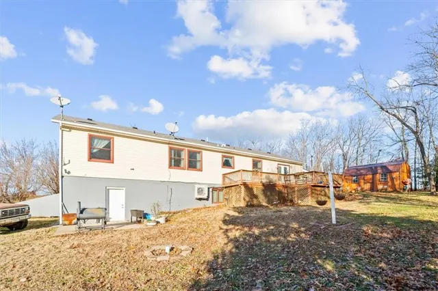 $490,000 | 17890 Coffin Road, Leavenworth, KS 66048