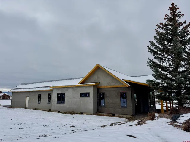 $830,000 | 2547 Bridges Loop, Montrose, CO 81401