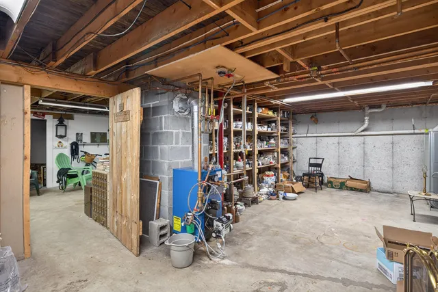 a view of a house with a yard and plants