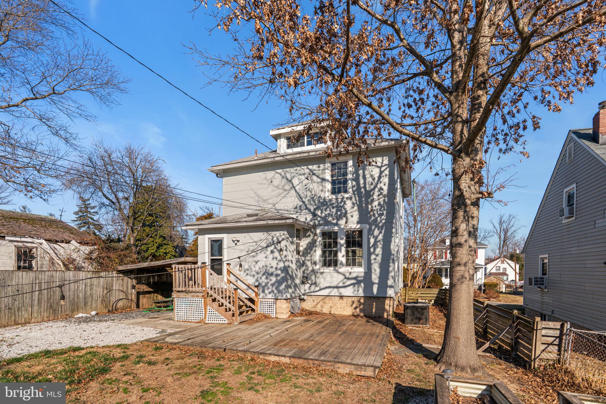 4413 Hooper Avenue Baltimore, MD 21229 - Photo 27 of 33 Backyard with large deck