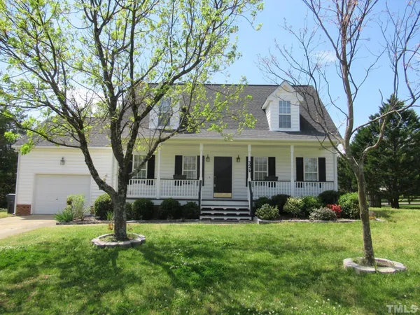 $1,995 | 324 Springside Drive, Holly Springs, NC 27540