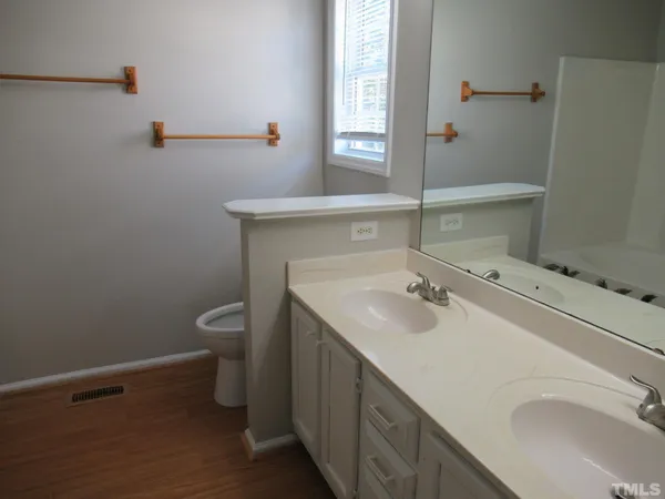 $1,995 | 324 Springside Drive, Holly Springs, NC 27540