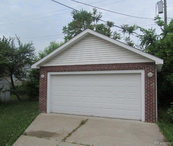 1963 Leitch Road Ferndale, MI 48220 - Photo 4 of 4 05-22-2013_ED 011.jpg