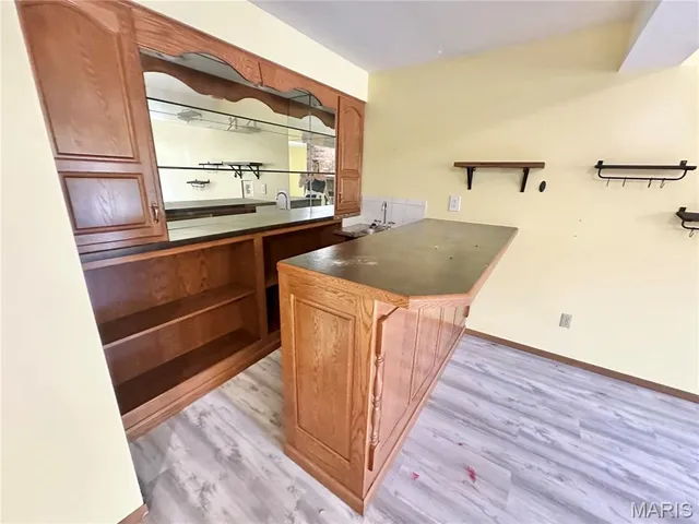 $285,000 | 12 Miraclair Drive, Florissant, MO 63031